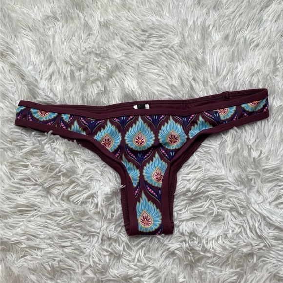 Tavik Monaco Merlot Jayden Moderate Swim Bottom Size Large New with Tag - Picture 4 of 8